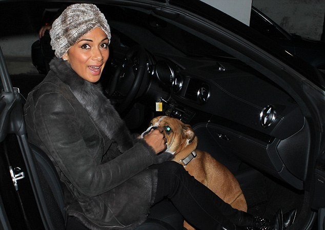 Μερσέντες: Το… σκυλάκι του Χάμιλτον (photos)