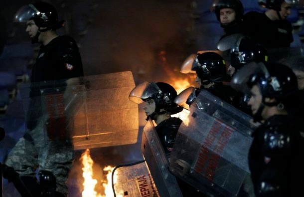 Σερβία: Το… χάος στο Παρτιζάν – Ερυθρός Αστέρας (photos+videos)