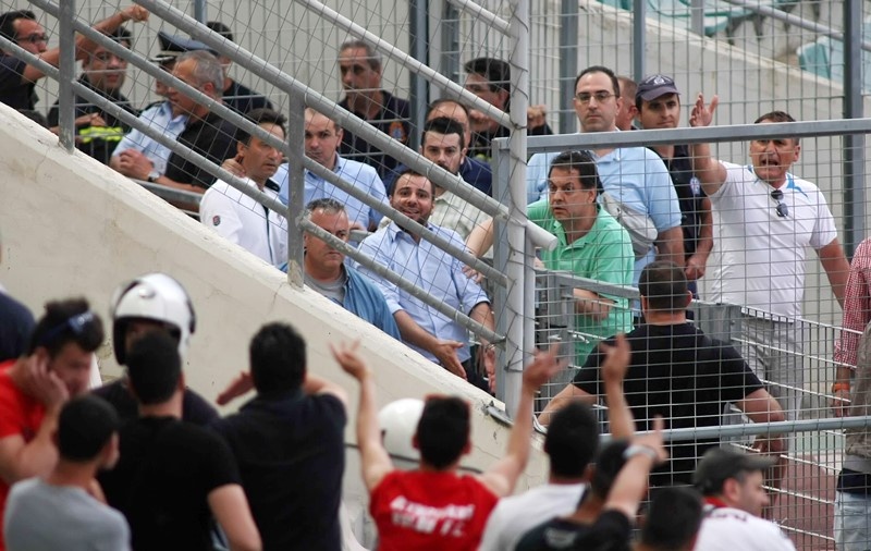 Ολυμπιακός Βόλου-Ηρακλής: Επεισόδια στο τέλος του ντέρμπι! (photos)