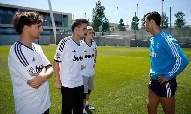 Και Ρεάλ οι One Direction! (photos)