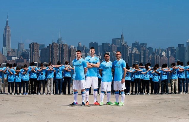 Μάντσεστερ Σίτι: Στα… σύννεφα η νέα φανέλα (photos)