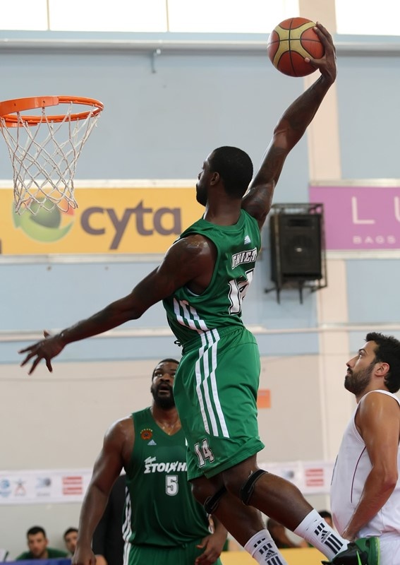 Παναθηναϊκός: Περίπατος στην Καλλιθέα και σόου από Σόφο και Γκιστ (photos)