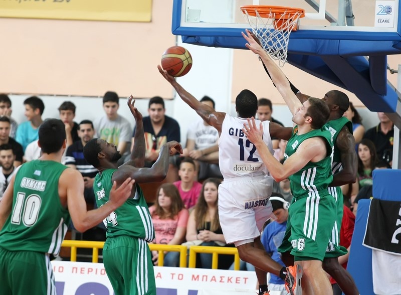 Παναθηναϊκός: Περίπατος στην Καλλιθέα και σόου από Σόφο και Γκιστ (photos)