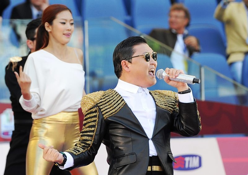 Ρόμα – Λάτσιο: Gangnam Style πριν από τον τελικό (photos+video)