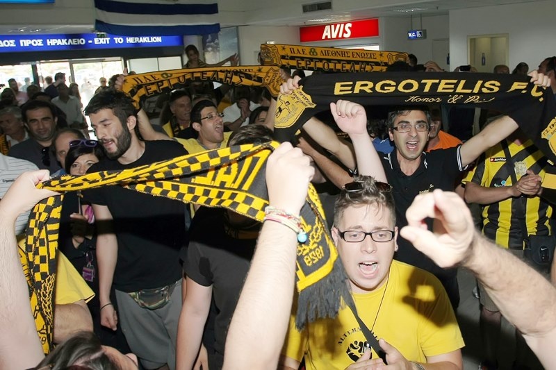 Εργοτέλης: «Έπεσε» το «Νίκος Καζαντζάκης» στην άφιξη (photos)