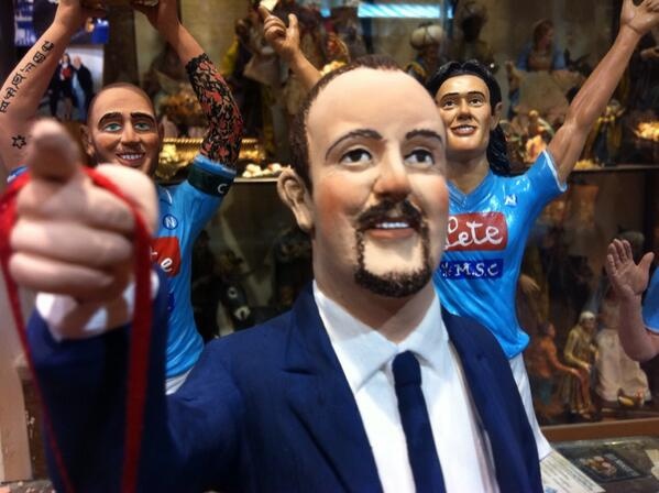 Νάπολι: Μινιατούρα ο Μπενίτεθ! (photos)