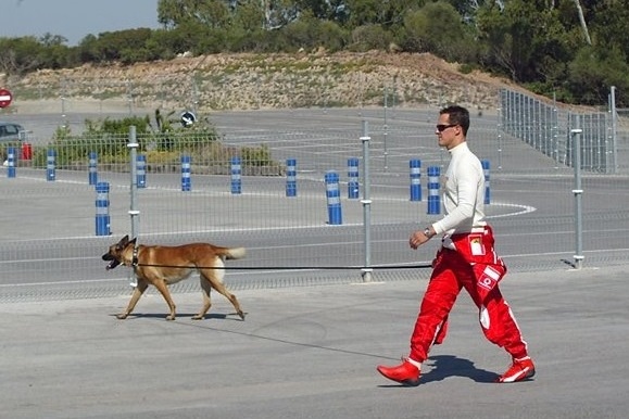 Φόρμουλα 1: Οι πιλότοι και οι σκύλοι τους (photos)