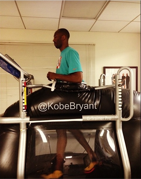 Λος Άντζελες Λέικερς: Τα ειδικά παπούτσια «Medical Mamba» του Κόμπι (photo)