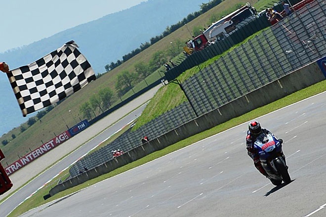 Γκραν Πρι Ιταλίας: Κλικ από Moto GP, Moto 2 και Moto 3 (photos)