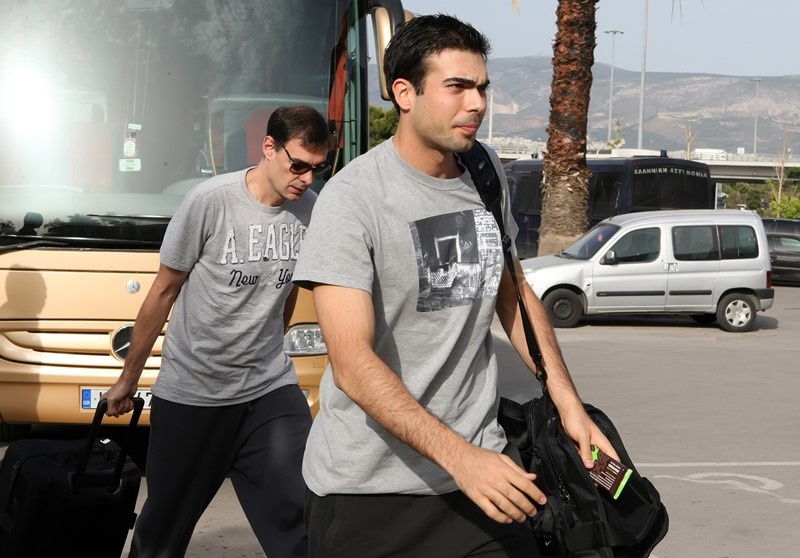 Ολυμπιακός: Η άφιξη στο ΣΕΦ (photos)