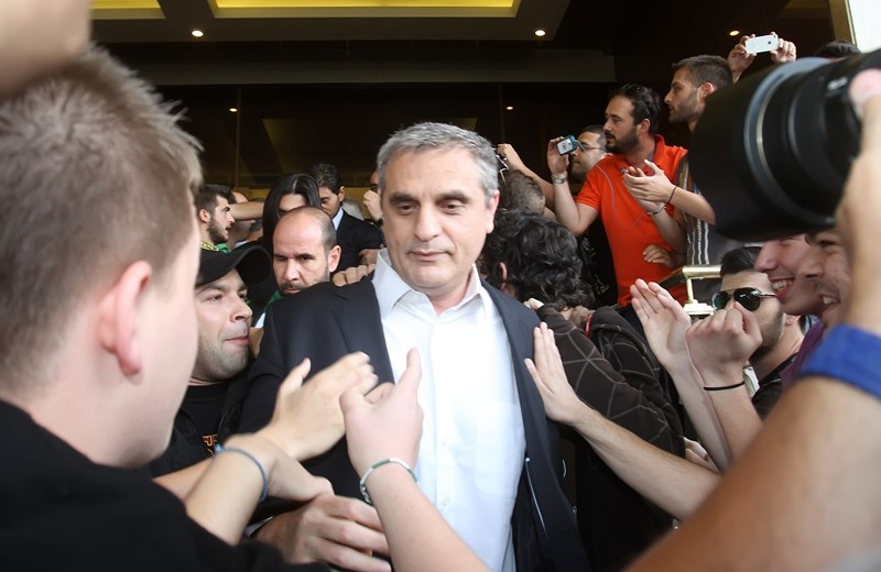 «Λεωφόρος» το Caravel και... «διπλό μέσα στο ΣΕΦ, ΠΑΟ ολέ, ολέ...» (photos+videos)