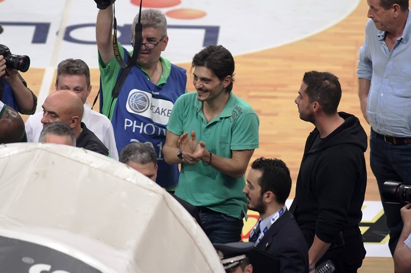 Παναθηναϊκός: Είναι «τρελός» ο πρόεδρος... (photos+video)