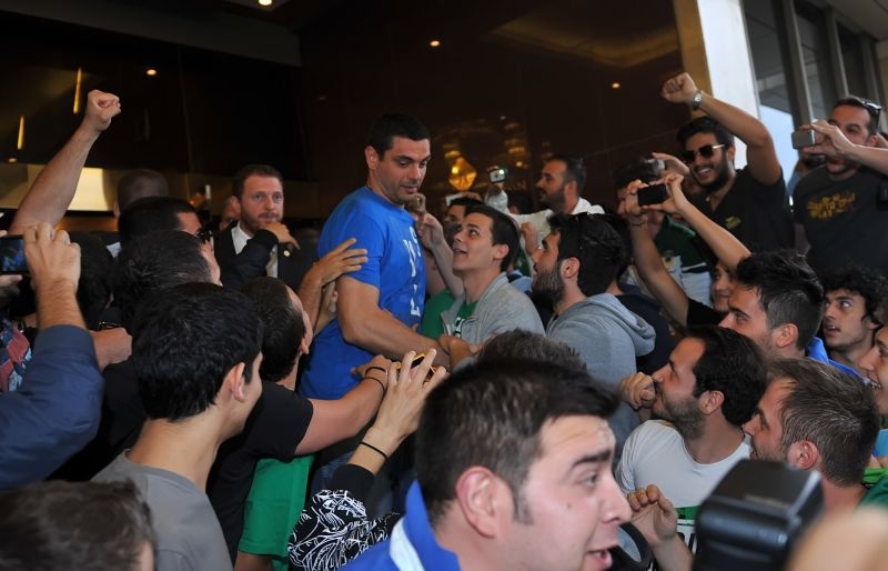 Παναθηναϊκός: «Οε, οε, πρωτάθλημα μες στο Παλέ» (videos+photos)