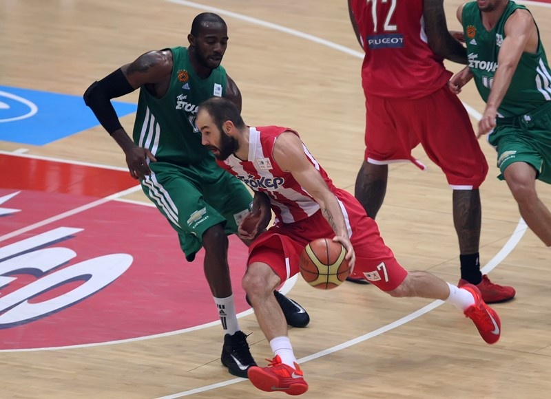 Παναθηναϊκός: Οι… πτήσεις του Λάσμε (photos)