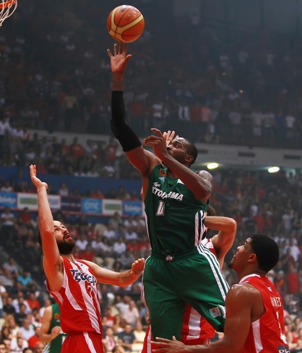 Παναθηναϊκός: Οι… πτήσεις του Λάσμε (photos)