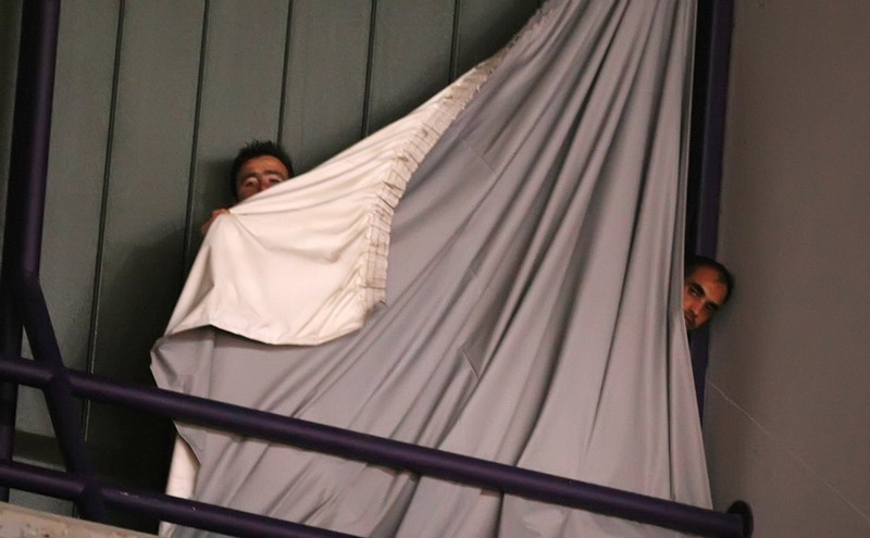 Ολυμπιακός: Δείτε που κρύφτηκαν οι οπαδοί στην εκκένωση (photos)