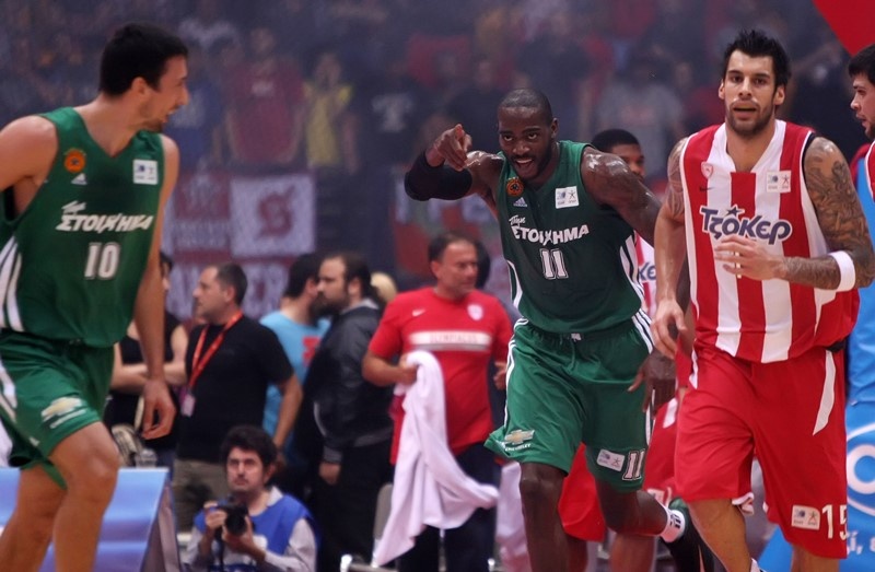 Παναθηναϊκός: Οι… πτήσεις του Λάσμε (photos)