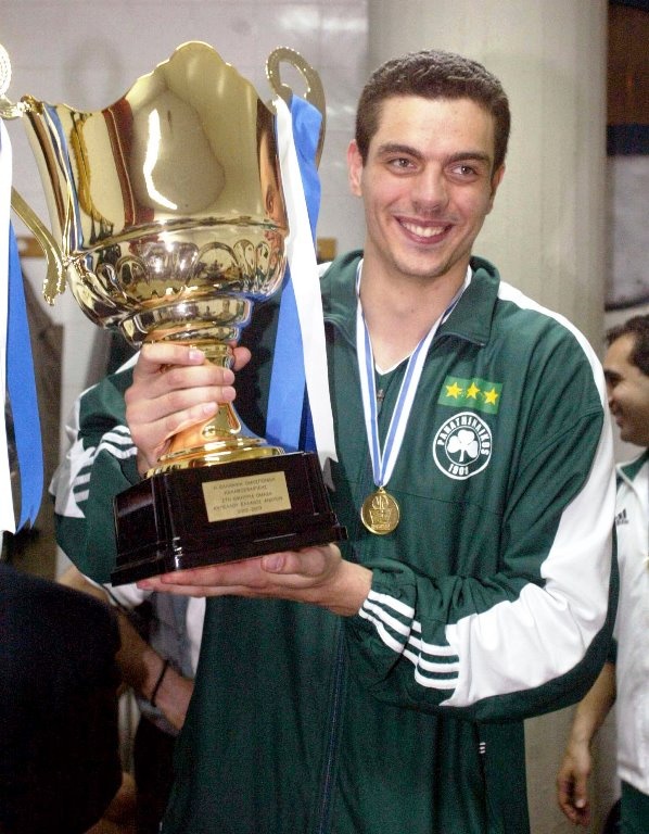 Δεν ήταν απλά ένας μεγάλος παίκτης, ΕΙΝΑΙ ένας «μεγάλος» άνθρωπος» (photos)