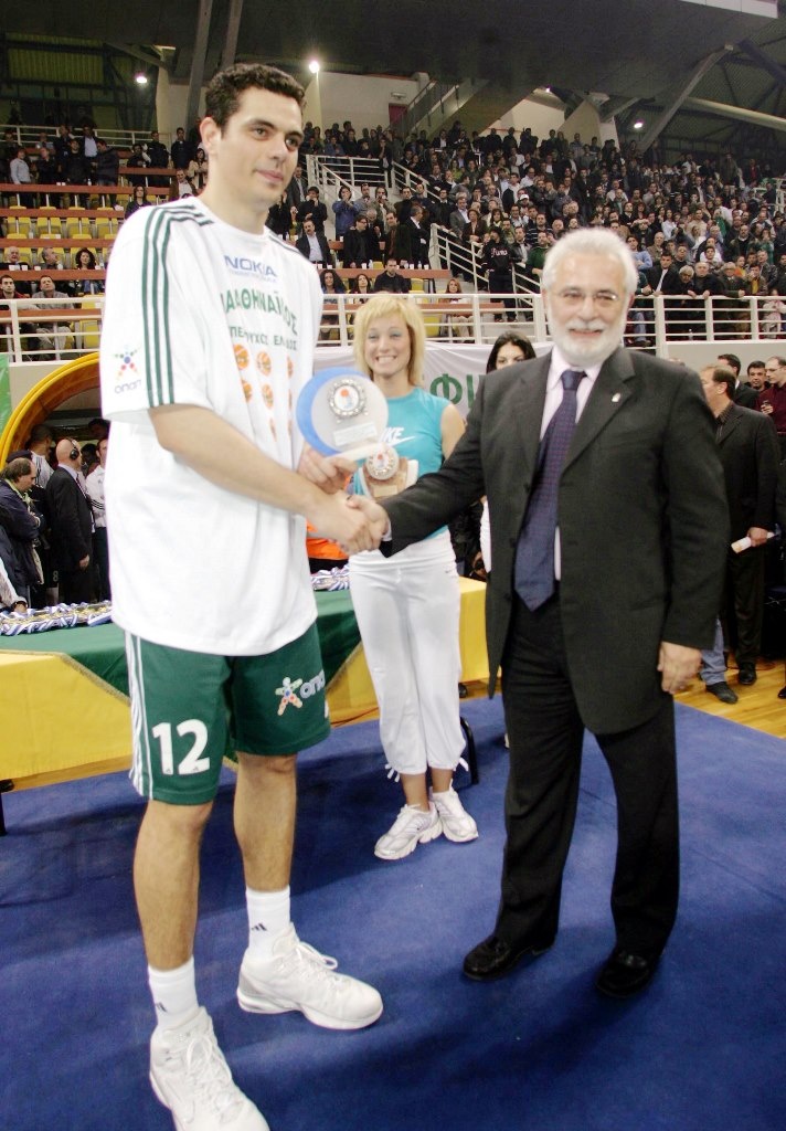 Δεν ήταν απλά ένας μεγάλος παίκτης, ΕΙΝΑΙ ένας «μεγάλος» άνθρωπος» (photos)