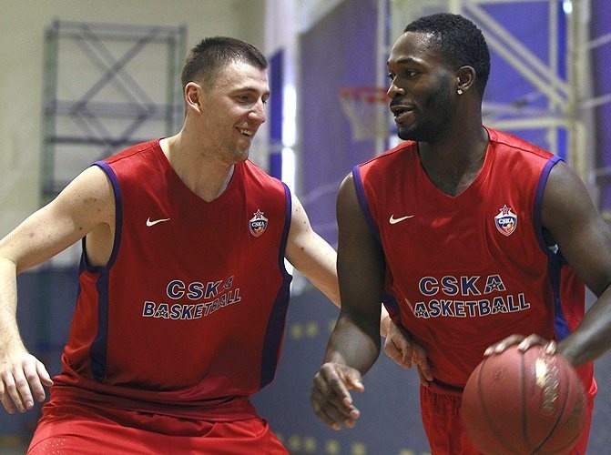 ΤΣΣΚΑ Μόσχας: Η παρουσίαση Πάργκο και Φριτζόν (photos)