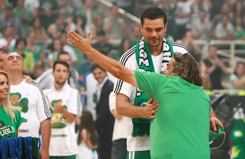 Παναθηναϊκός: Ο Τσαρτσαρής και το… κασκόλ (photos)