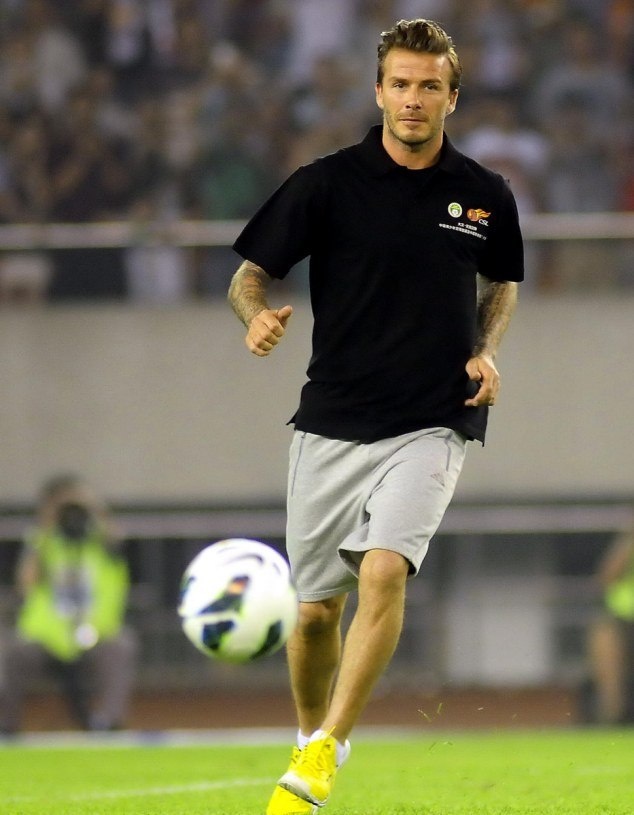 Κίνα: Επιστροφή στη... δράση για Μπέκαμ! (photos+video)