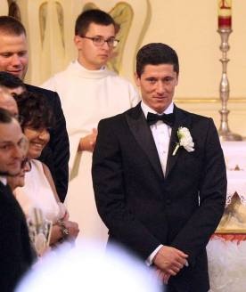 Μπορούσια Ντόρτμουντ: Παντρεύτηκε ο Λεβαντόφσκι (photos+video)