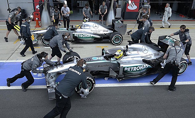 Φόρμουλα 1: Τα κλικ της πολ ποζίσιον του Χάμιλτον στο Σίλβερστοουν