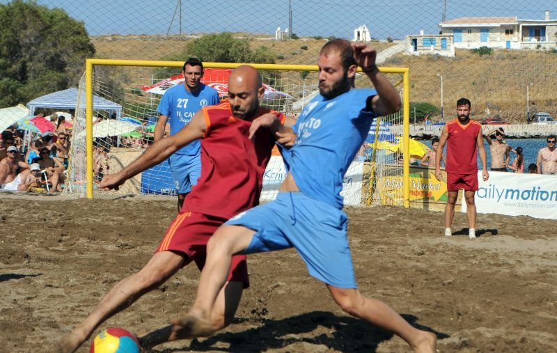 13ο Open Beach Soccer: Πρωταθλήτρια η Una Manita (photos)