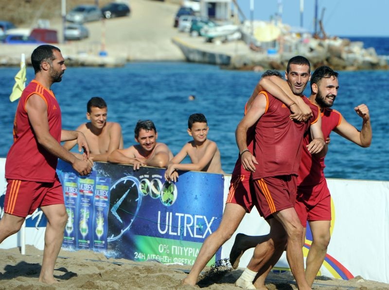 13ο Open Beach Soccer: Πρωταθλήτρια η Una Manita (photos)