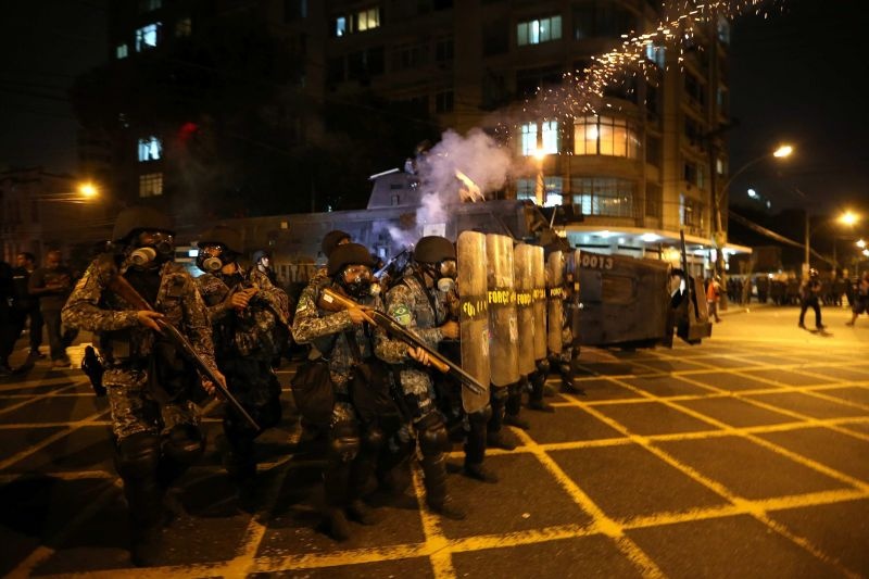 Βραζιλία: Επεισόδια έξω από το Μαρακανά (video+photos)