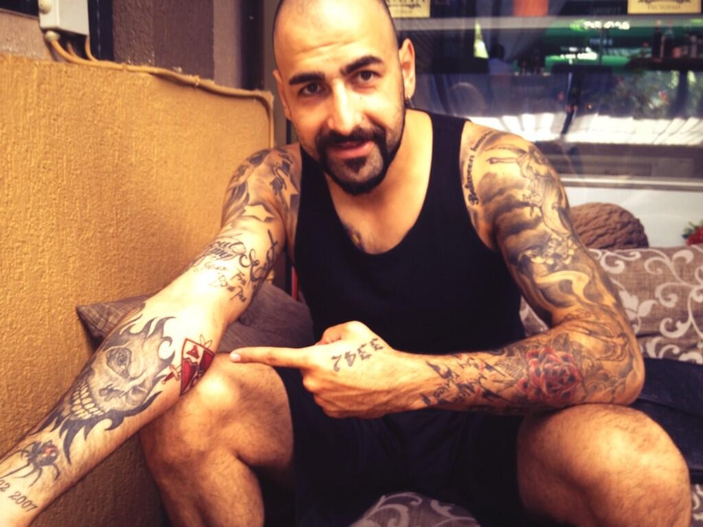 Ολυμπιακός: Το νέο «ερυθρόλευκο» τατουάζ του Άντιτς (photos)