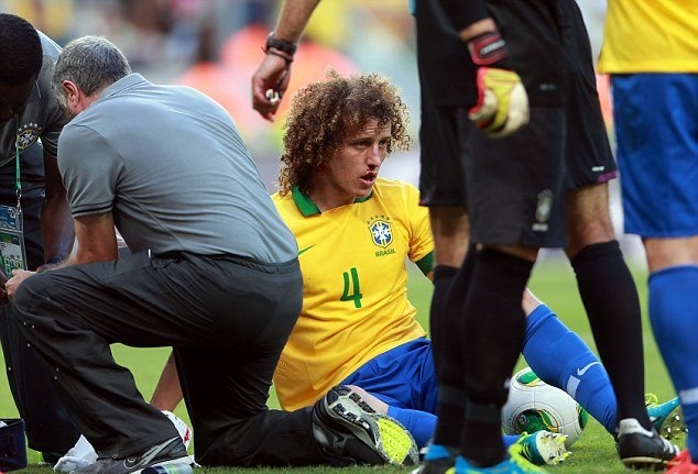 Τσέλσι: Στο κρεβάτι του… πόνου ο Νταβίντ Λουίζ (photos+video)