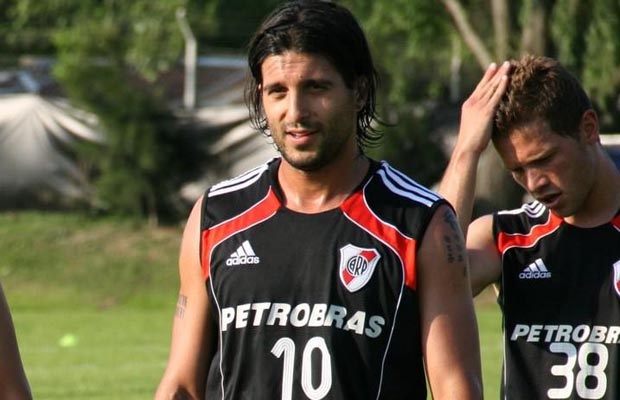 Ολυμπιακός: Οι άγνωστες πτυχές του Τσόρι στο Onsports (photos+videos)