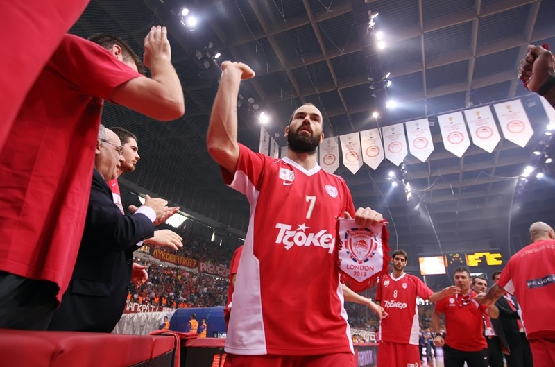 Τινάζουν τη μπάνκα με 12 εκ. ευρώ για Σπανούλη οι Αγγελόπουλοι (videos+photos)