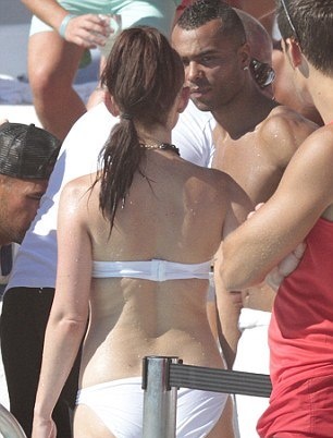 Τσέλσι: Βουτιές στη Μαρμπέγια ο Κόουλ (photos)