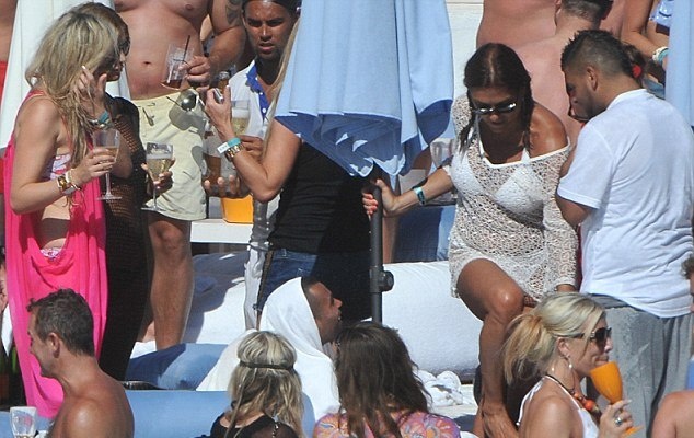 Τσέλσι: Βουτιές στη Μαρμπέγια ο Κόουλ (photos)