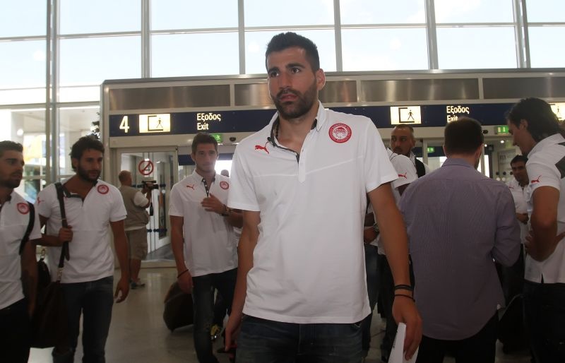 Ολυμπιακός: Τα κλικ της αναχώρησης (photos)