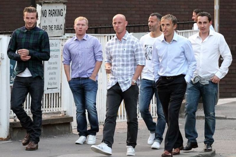 Μάντσεστερ Γιουνάιτεντ: Ξανά βρέθηκαν και το ‘ριξαν έξω! (photos & video)