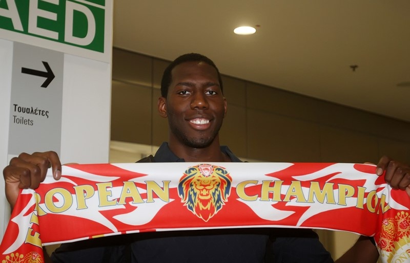 Ολυμπιακός: Η άφιξη του Ντάνστον (photos)