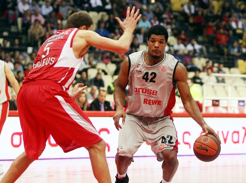 Φλέμινγκ στο Onsports: «Ήταν καιρός να φύγει ο Χάινς από τον Ολυμπιακό» (photos+videos)