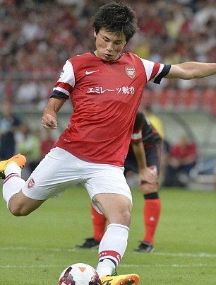 Άρσεναλ: Μετά τις «επτάρες» η «τριάρα» (photos+video)