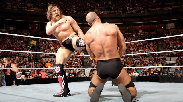 Raw SuperShow: Χρειάστηκε Cena o Bryan (videos+photos)
