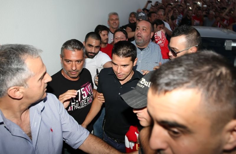 Ολυμπιακός: Πανικός για τον Σαβιόλα (photos)