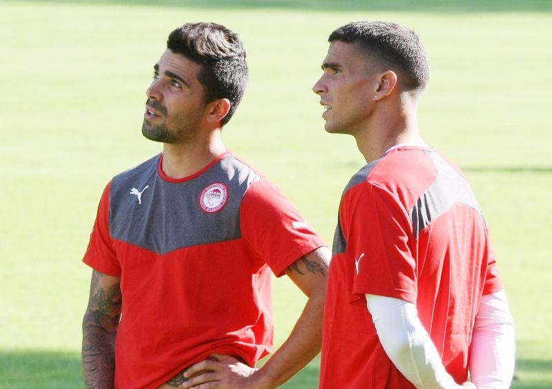 Ολυμπιακός: «Πρώτη» για Σαβιόλα και Μεντζανί (photos)