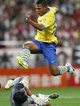 Άρσεναλ: Μια νίκη… ζόρικη! (photos+video)