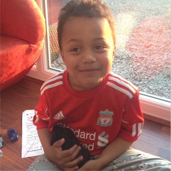 Τα γενέθλια του μικρού… Σισέ με «άρωμα» Λίβερπουλ