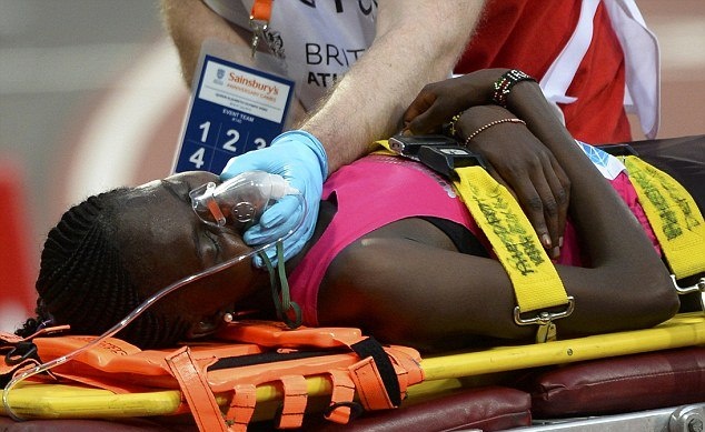 Κενυάτισσα δρομέας λιποθύμησε μόλις τερμάτισε (photos)