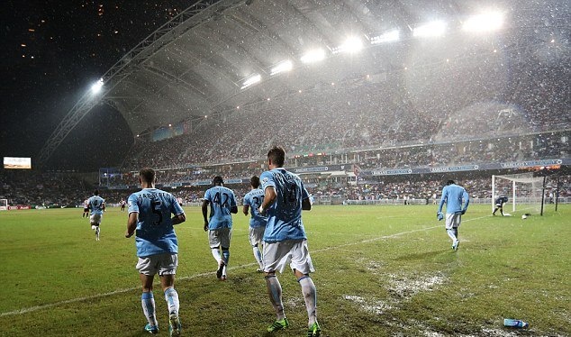 Μάντσεστερ Σίτι: Το σήκωσε με Τζέκο (photos+videos)