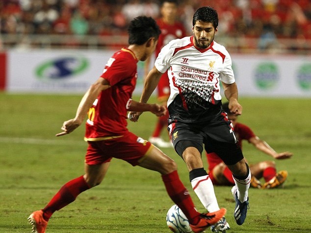 Λίβερπουλ: Η… κατάθλιψη του Σουάρεζ συνεχίζεται (photos+video)